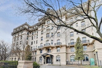 Building Photo - 3060 16th St NW