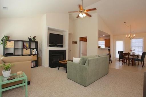 Building Photo - 357 Folkstone Rd