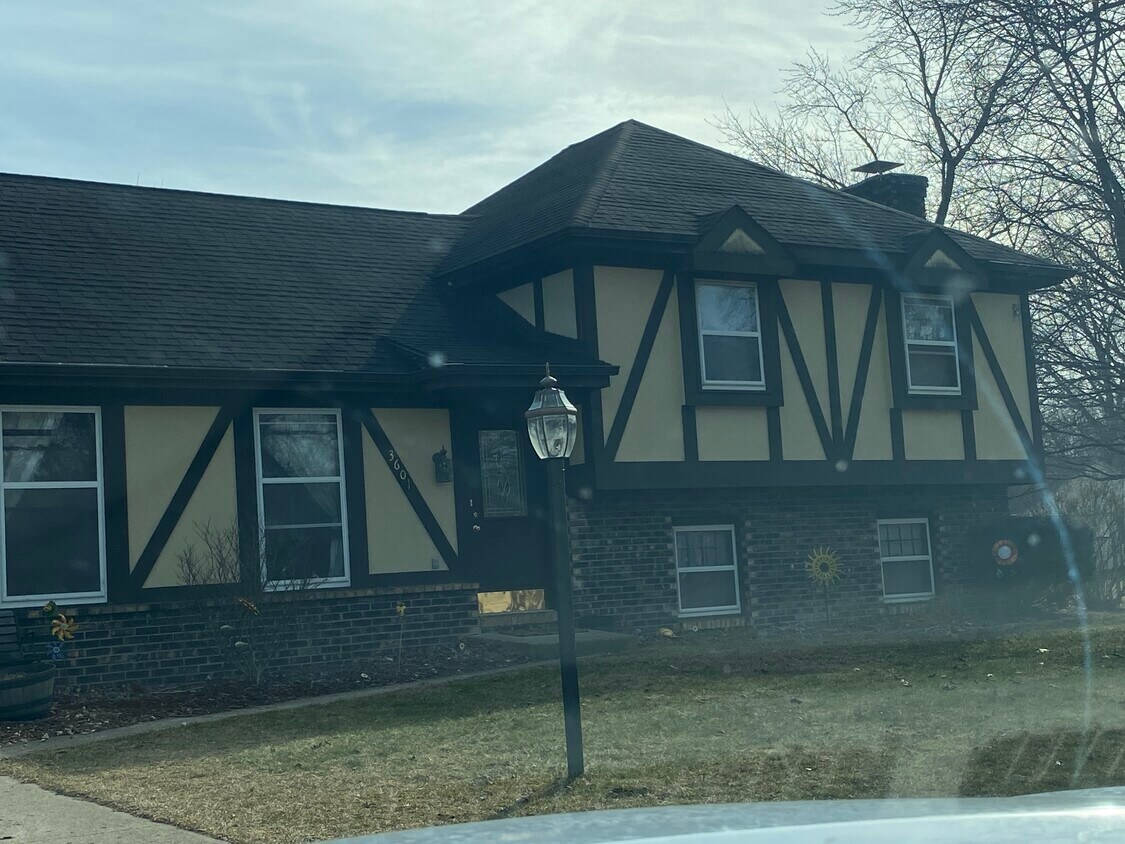 3601 Cortland Dr, Elkhart, IN 46514 House Rental in Elkhart, IN