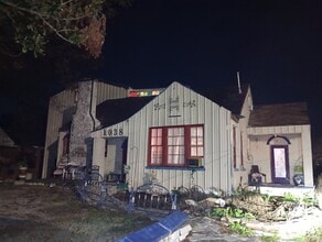 Building Photo - 1038 Glen Grattan Dr