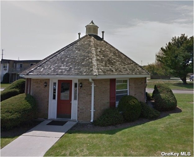 Building Photo - 79 Sylvan Ave