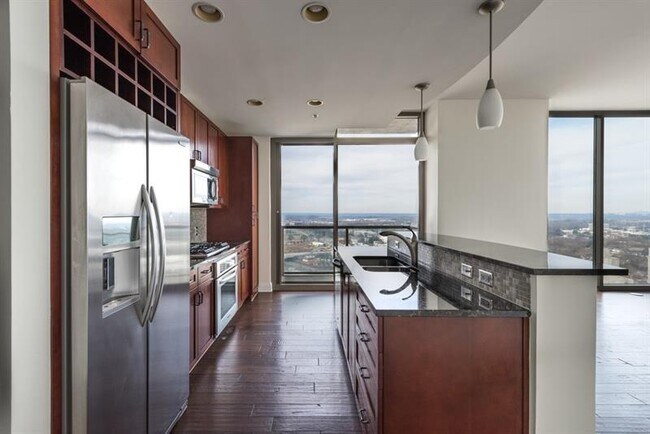 Building Photo - 270 17th St NW
