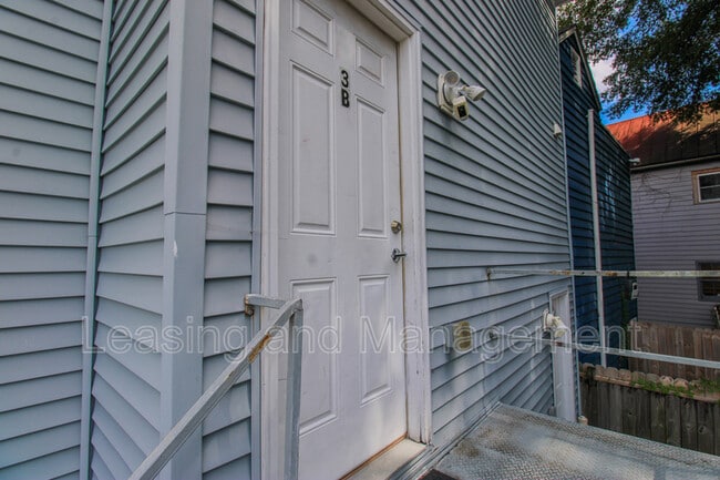 Building Photo - 3 Woolfe St