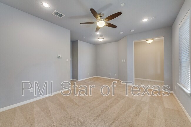 Foto del edificio - 3931 Asbury Ln