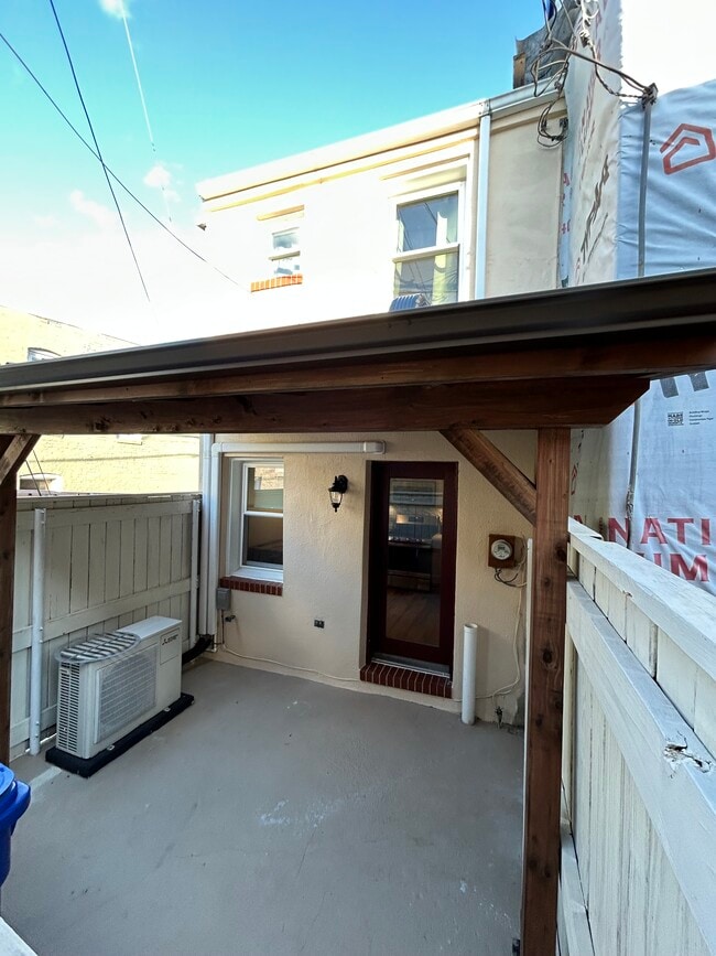 Foto del edificio - 114 N Collington Ave