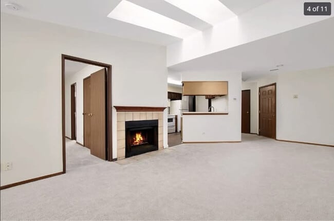 Foto del edificio - 1345 E Wyndham Cir