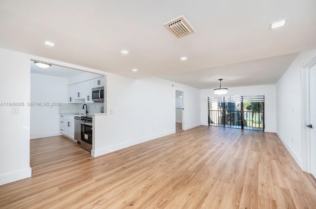 Building Photo - 8415 SW 107th Ave