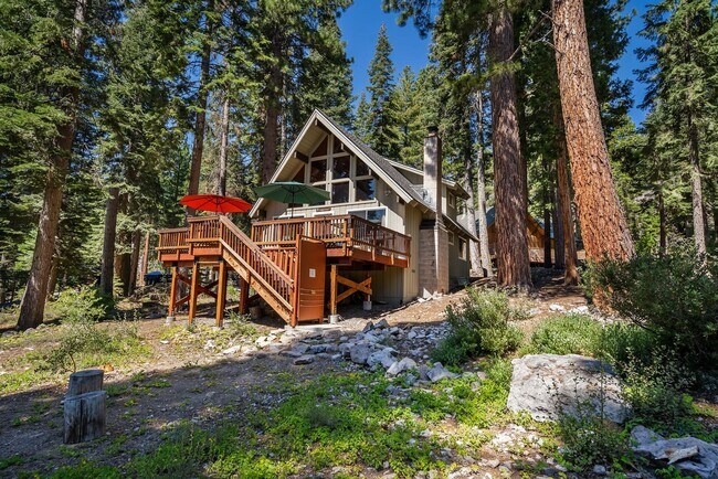 Foto del edificio - '25-'26 SKI LEASE: "Honey Bear Cabin" Wood...