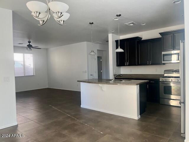 Foto del edificio - 1792 W Homestead Dr