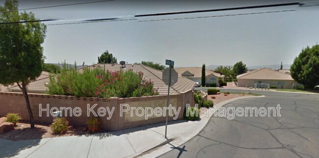 Foto del edificio - 2056 E Middleton Dr
