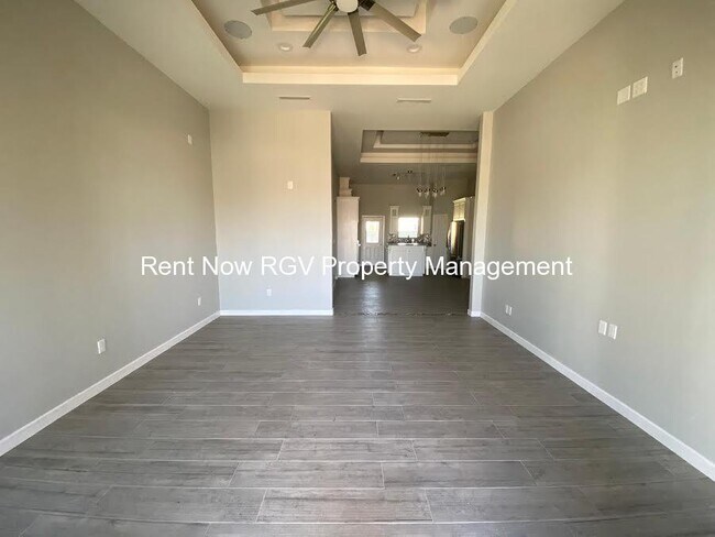 Building Photo - 2206 Liverpool Dr