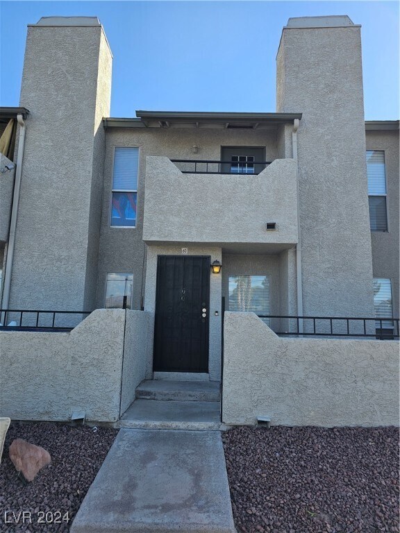 Foto del edificio - 3749 Carlyle Dr