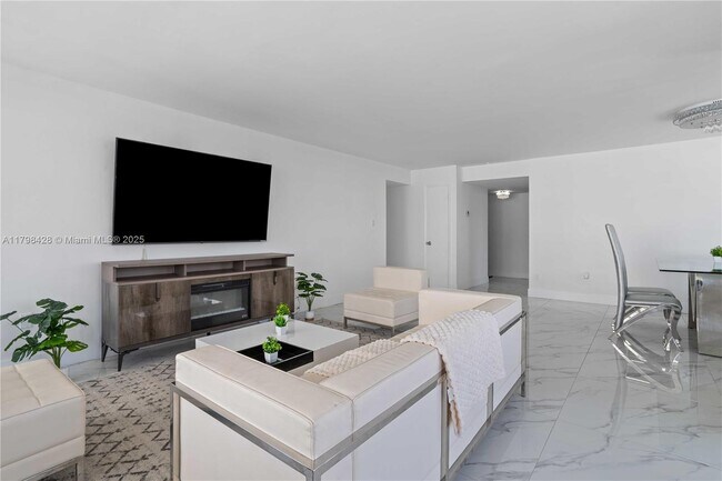 Foto del edificio - 18051 Biscayne Blvd