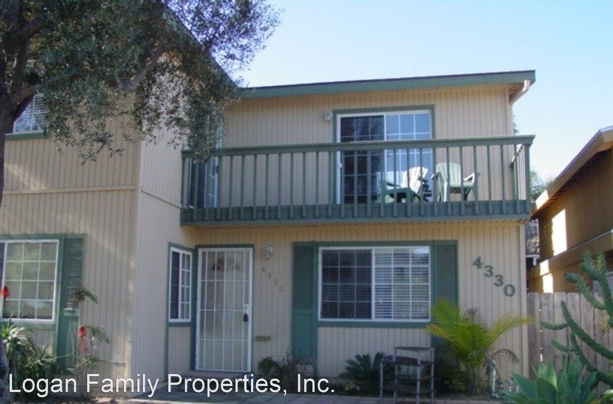 Primary Photo - 3882 1/2-4330-4332 Kendall St