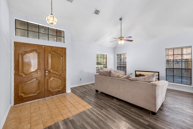 Foto del edificio - 4322 Palmer Plantation Dr