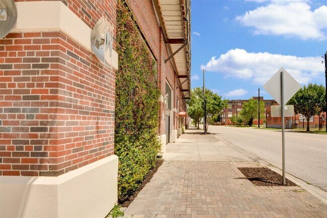 Foto del edificio - 2205 Mckinney St