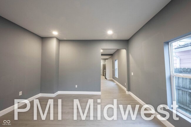 Foto del edificio - 117 N Colorado Ave