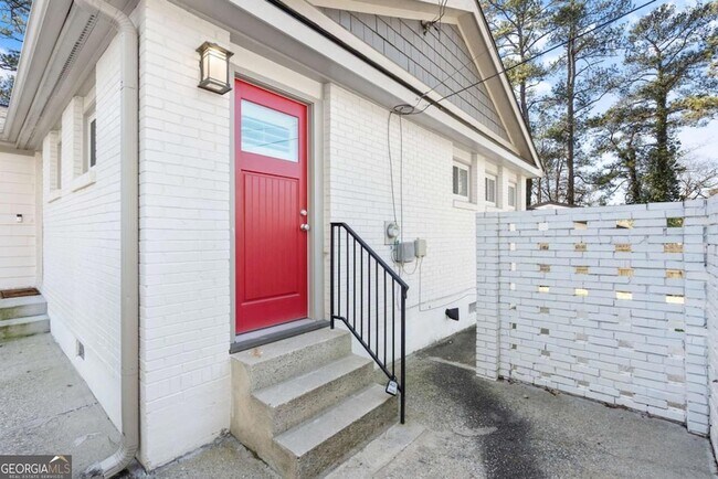 Foto del edificio - 2026 Harwinor Rd SE