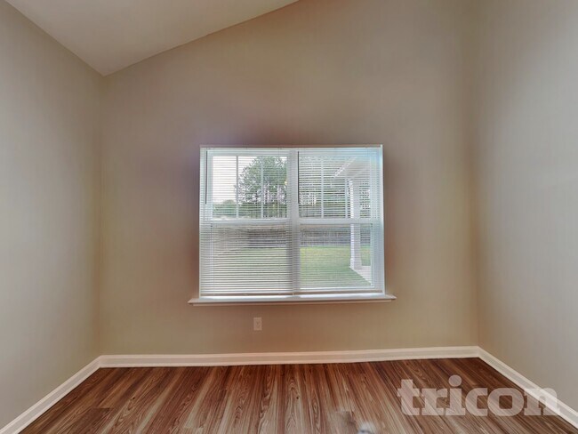 Foto del edificio - 133 Brewers Oak Ln