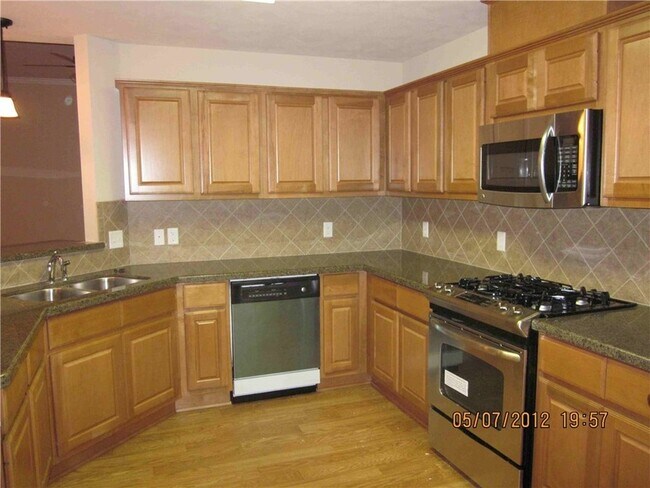 Building Photo - 1109 Pamplin Ct