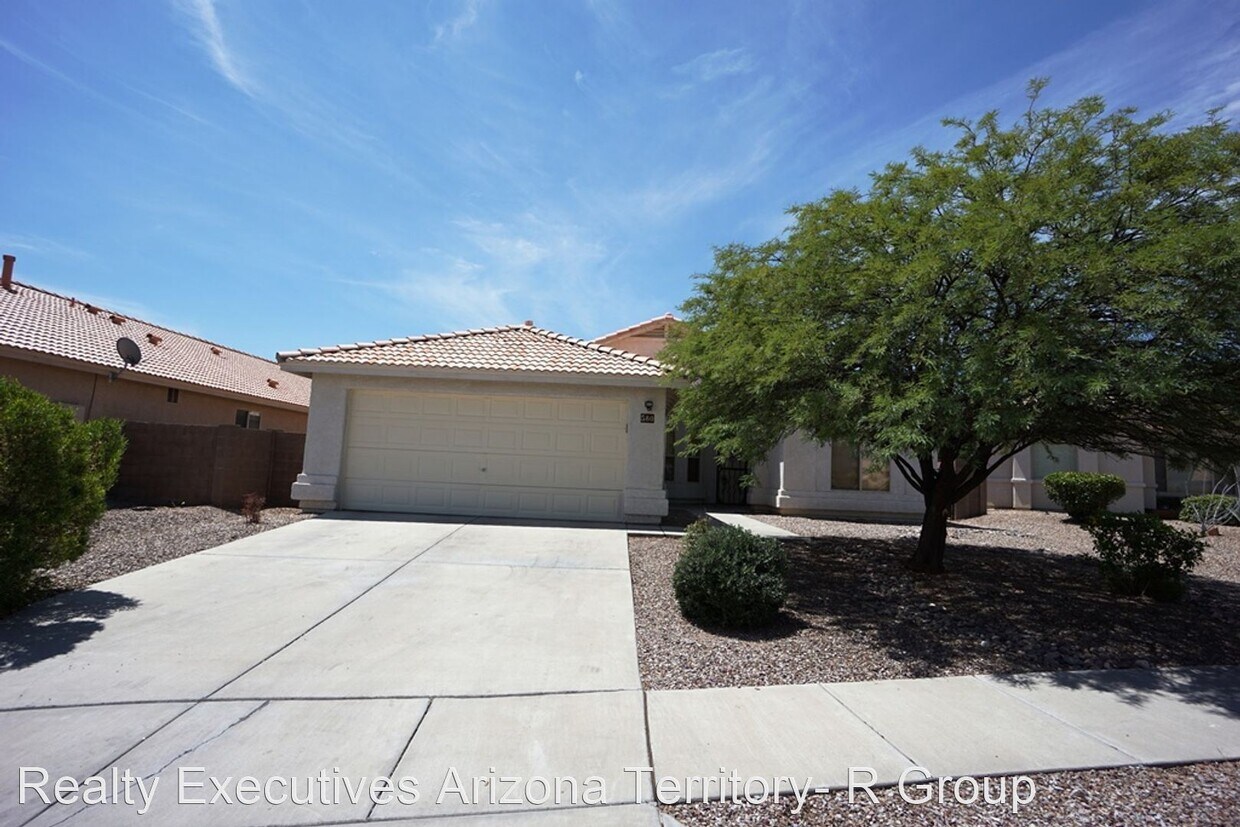 Primary Photo - 3 br, 2 bath House - 580 S Slate Mountain Dr
