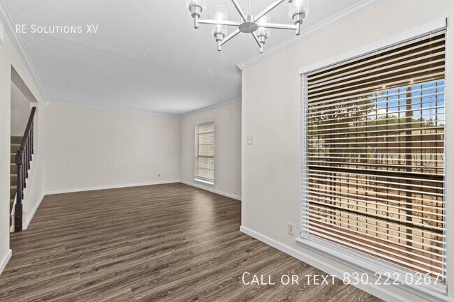 Foto del edificio - 5443 Callaghan Rd