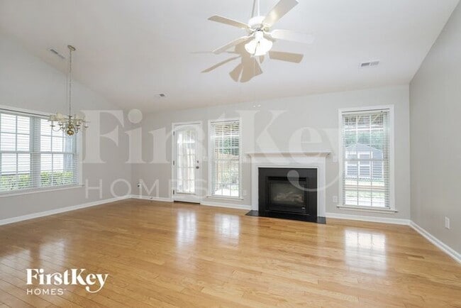 Building Photo - 6107 Black Willow Dr