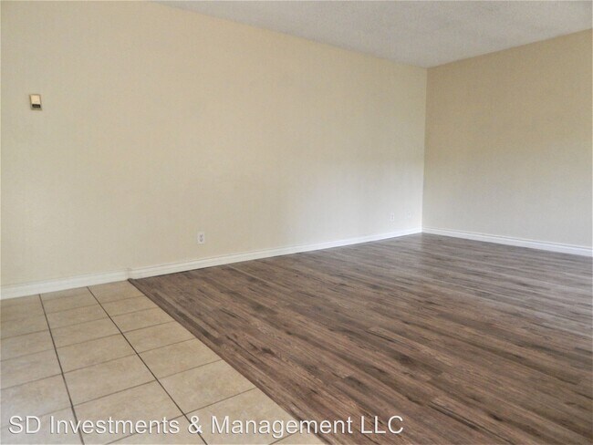 Building Photo - 571 Richland St