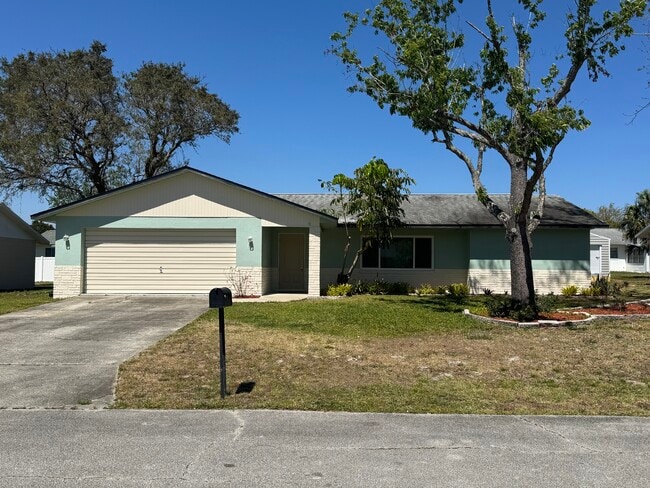 Building Photo - 1063 Wexford Way