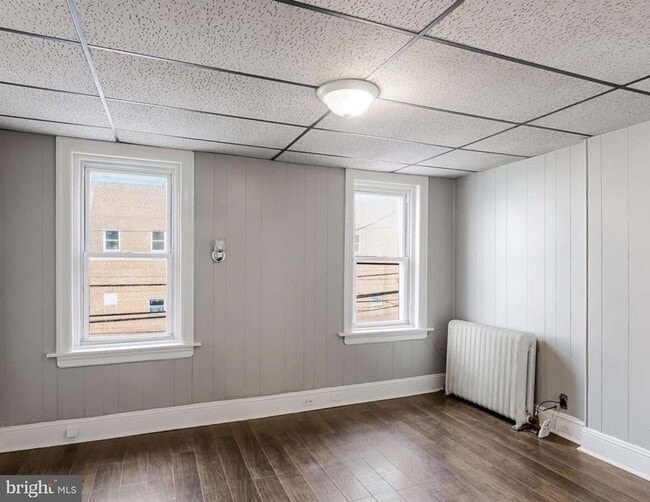 Building Photo - 428 Penn St