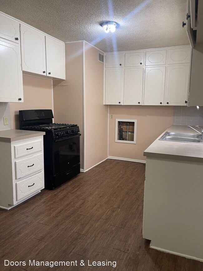 Building Photo - 2 br, 1 bath House - 4421 46th Street