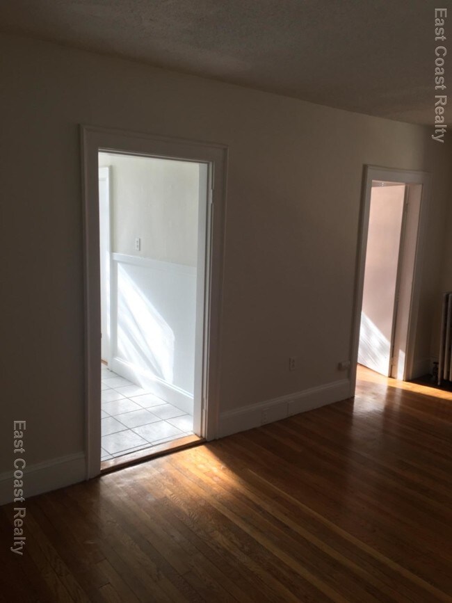 Building Photo - 430 Broadway