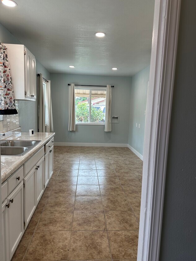 Foto principal - 6052 Fishburn Ave