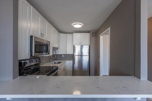 Foto del edificio - 5445 N Sheridan Rd