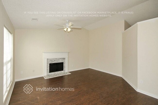 Foto del edificio - 211 Ashland Creek Ct