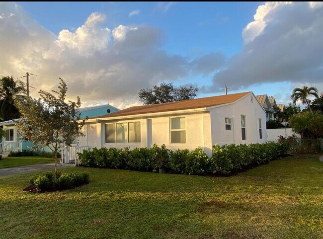 Foto del edificio - 615 SW 9th St