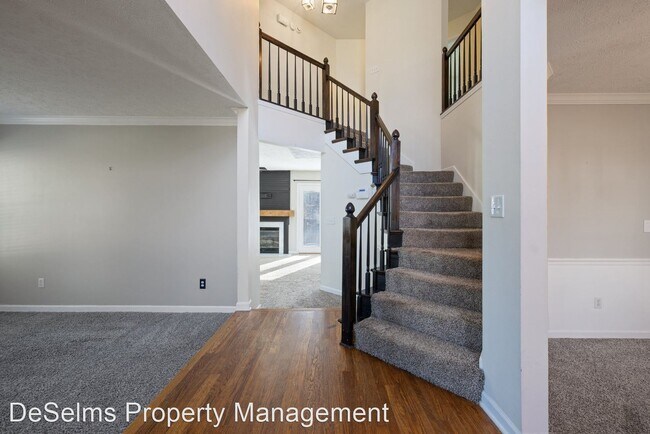 Building Photo - 3 br, 2.5 bath House - 4244 New Hope Meado...