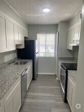Building Photo - 1208 Bush River Rd