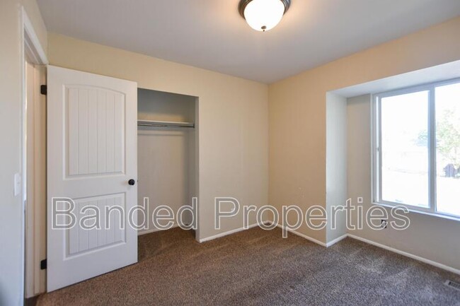 Foto del edificio - 5513 W Heath Cir