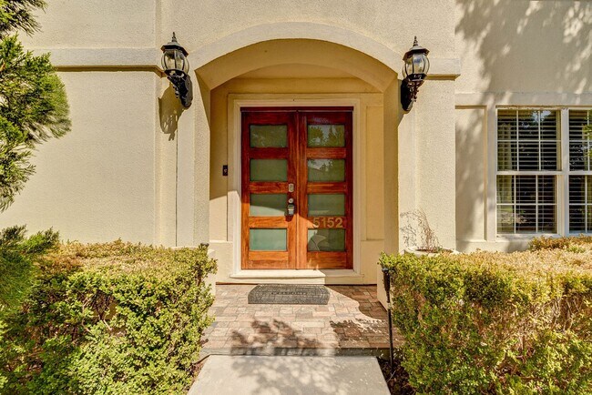 Building Photo - Living in Tanglewood