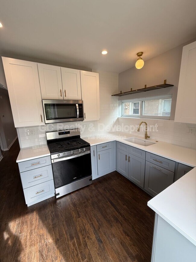 Foto del edificio - 2036 S 1st Ave