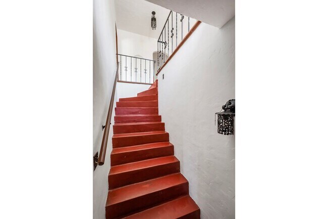 Foto del edificio - 2433 W Silver Lake Dr
