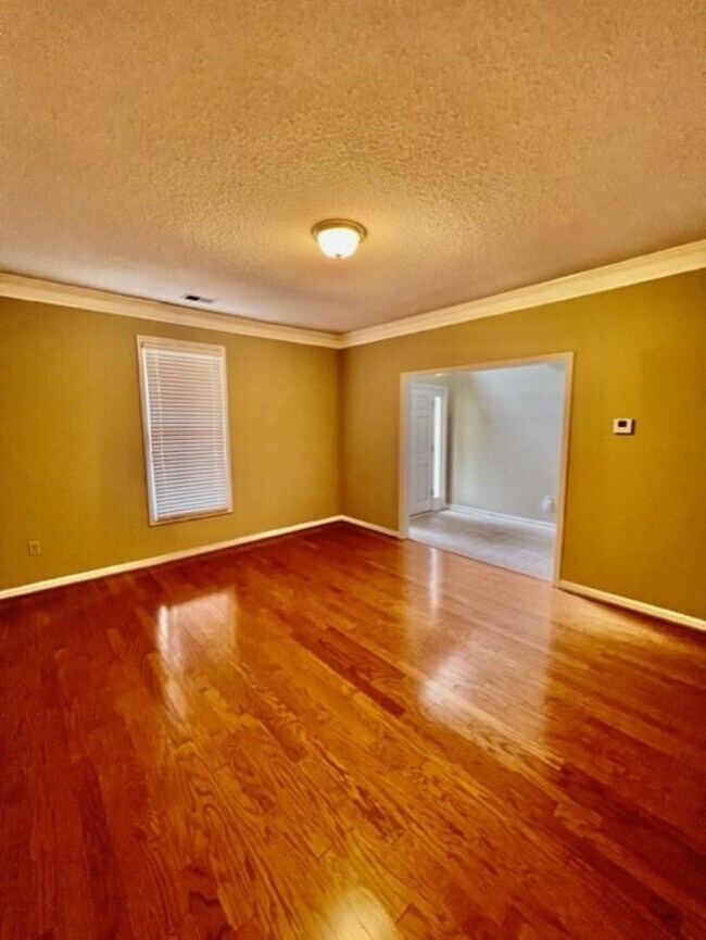 Building Photo - 1464 River Pine Dr