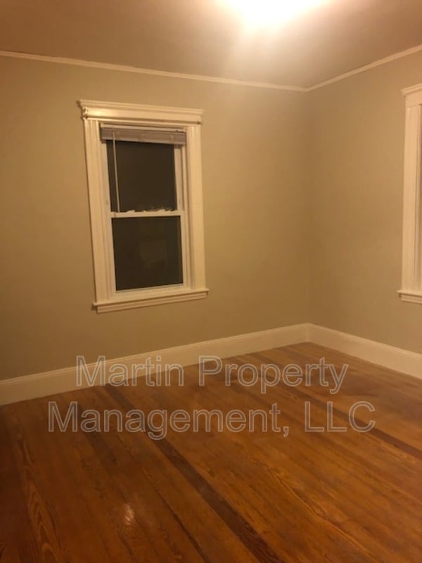 Photo - 27 Grant Ave Apartment