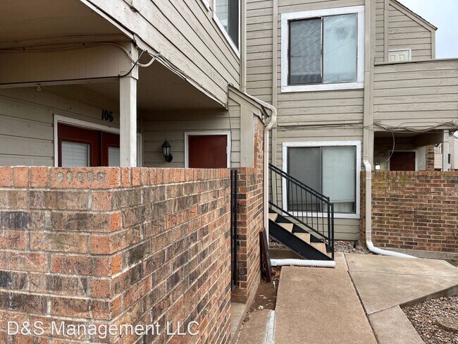 Building Photo - 1 br, 1 bath House - 11520 N. May Ave Unit...