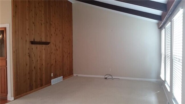 Building Photo - 3829 Logan Ferry Rd