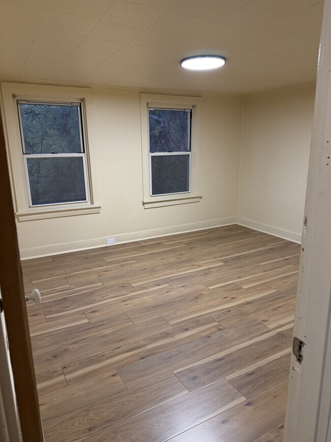 Foto del edificio - 903 Cliff St