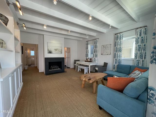 Building Photo - 3628 Ocean Dr