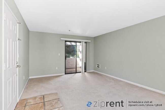 Foto del edificio - 880 E Fremont Ave