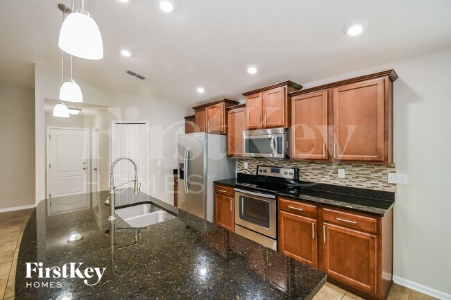 Foto del edificio - 16126 Dowing Creek Dr